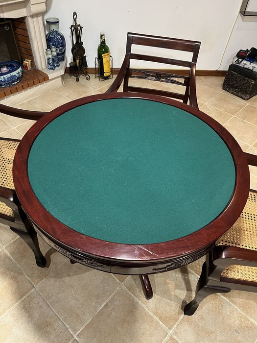 Mesa de Jogos de cartas