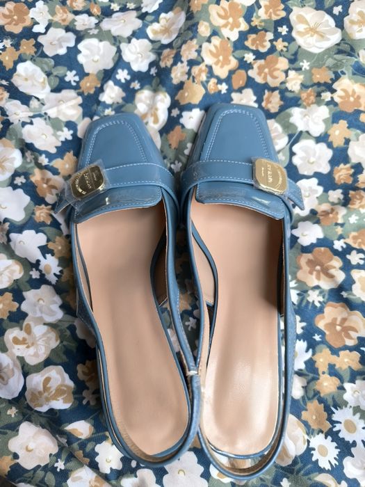 buty niebieskie nowe rozm. 38