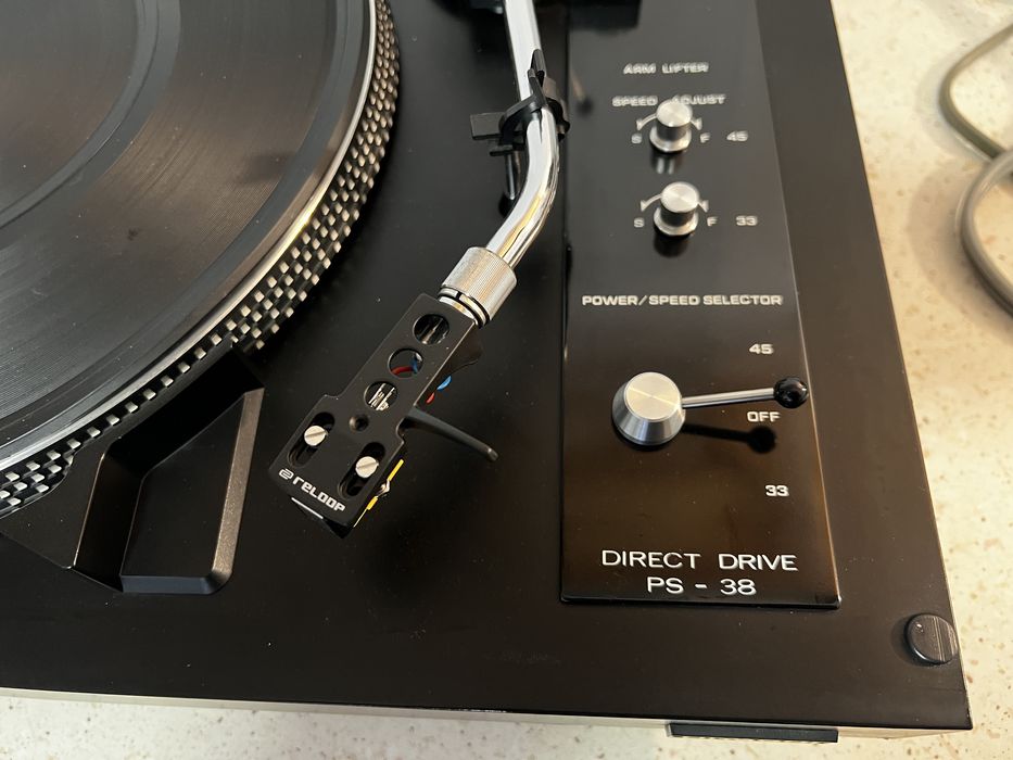 Gramofon HITACHI PS-38