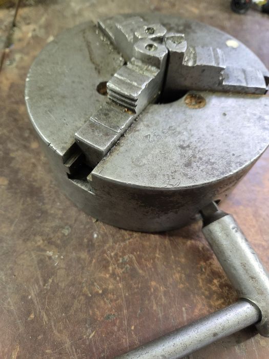 Токарний патрон 160мм