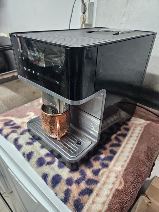 Пропоную кавомашину Miele свіжа модель в дуже гарному стані .