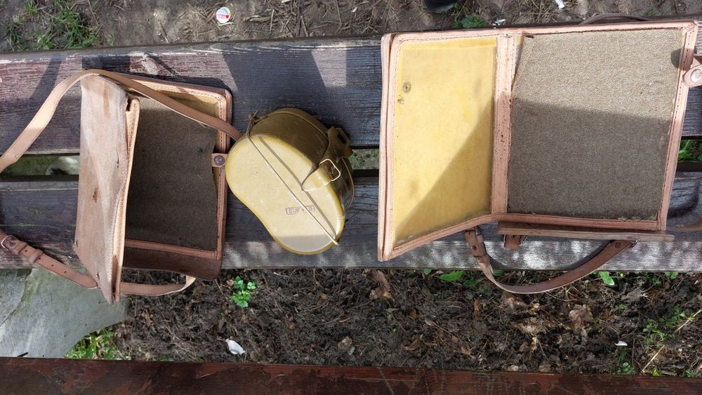 Menażka z 1980r mapnik raportówka oficerska wojskowa 2szt. lata 70te