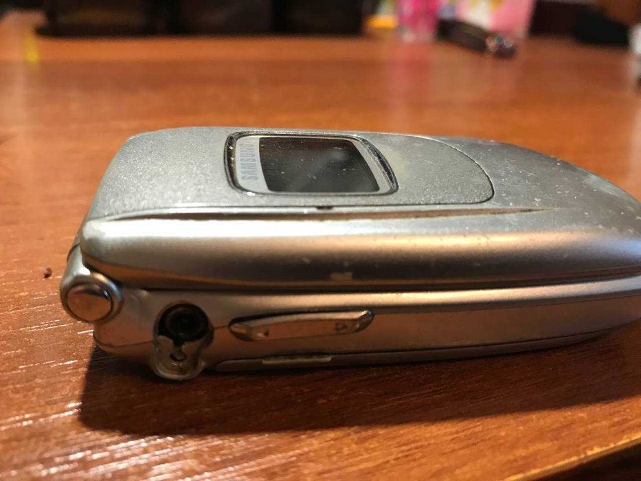 Телефон Samsung SGH-S500