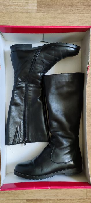 Чоботи жіночі шкіряні 35-36р Італія