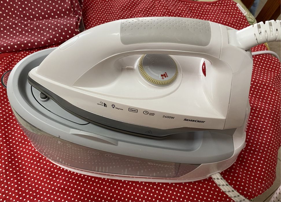 Ferro engomar a vapor