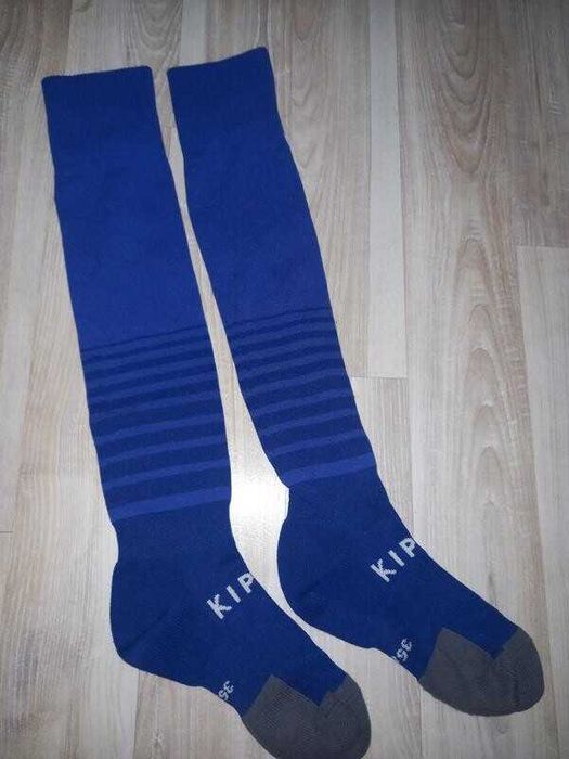 Футбольные гетры kipsta