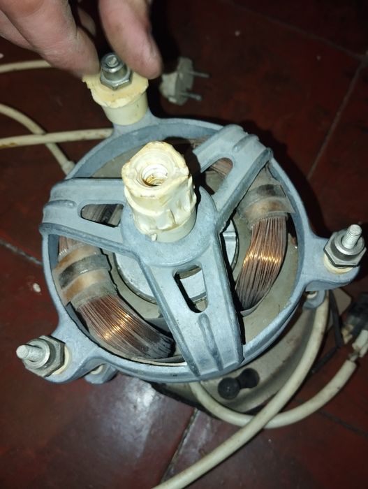 двигатель соковыжималка СВСП 202 Росинка