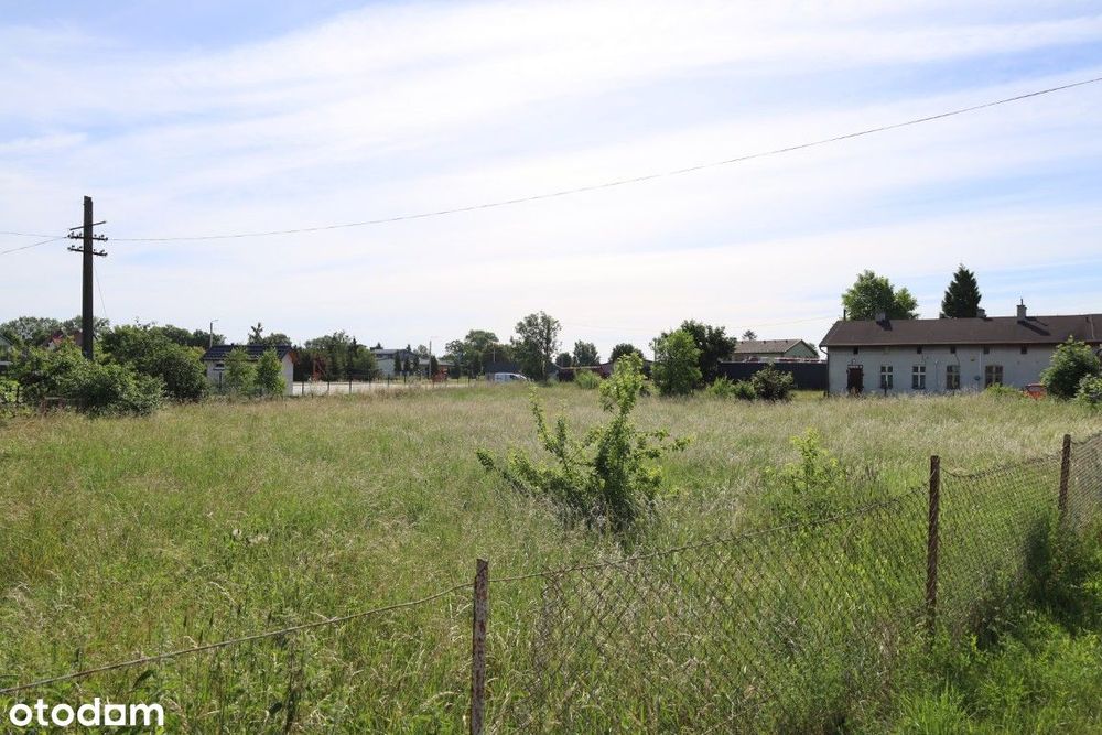 Działka budowlano-usługowa 2397 m² – centrum Liniewa
