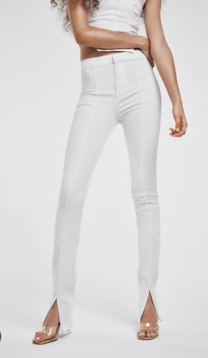 Zara білі джинси slim з розрізами