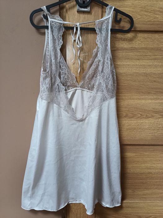 Koszulka nocna z koronką