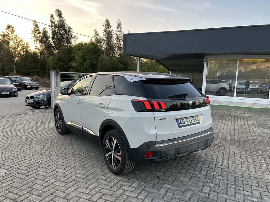 Peugeot 3008 1.5 HDI Aut. 100 mil kms