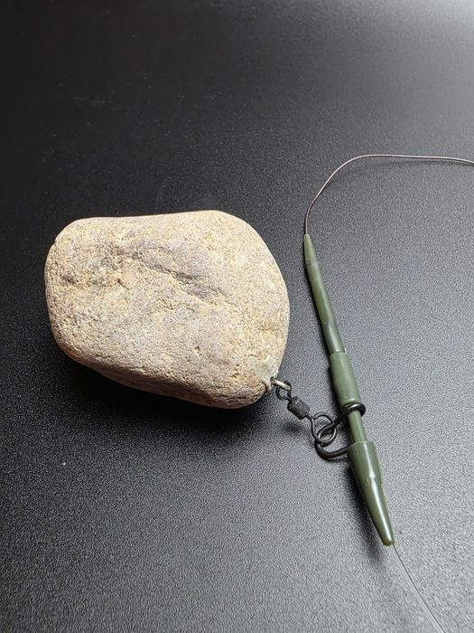 Ciężarki kamienne do bezpiecznego klipsa karpiowe z krętlikiem