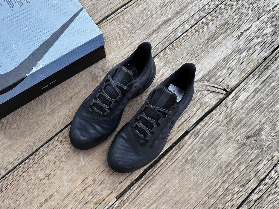 Мужские кроссовки Nike Air Winflo 9 Shield DM1106-007 черные Оригинал
