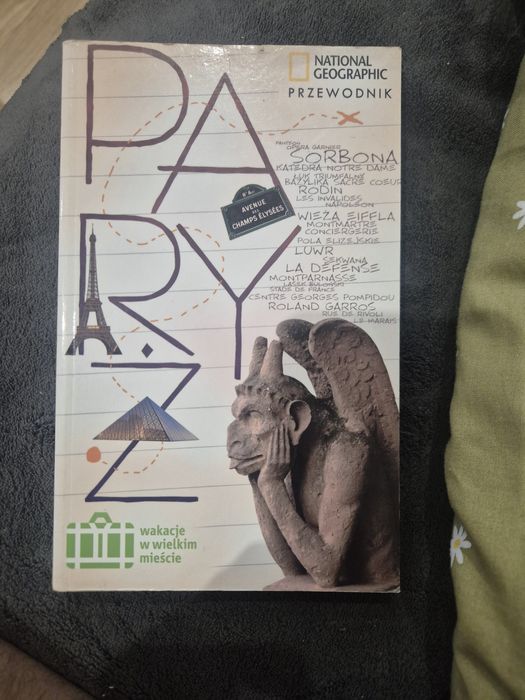 Paryż przewodnik