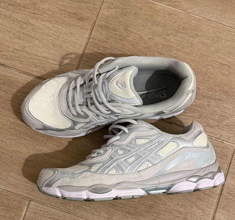 Asics brancos 43.5