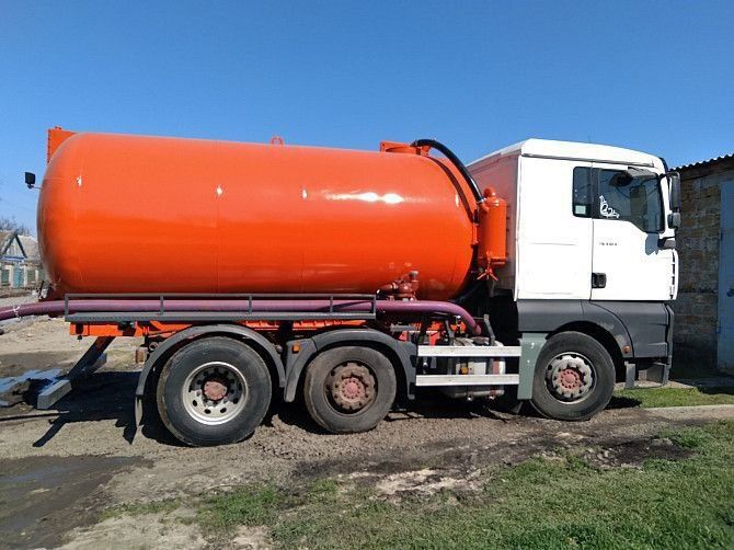 Асенізатор. Услуги асенизатора. Выкачка выгребных ям, септиків