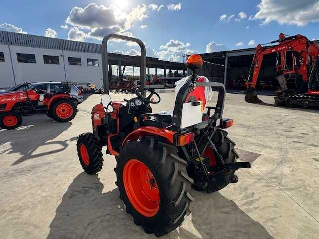 Trator Kubota B2530