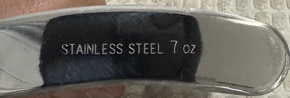 Piersiowka ze stali szlachetnej