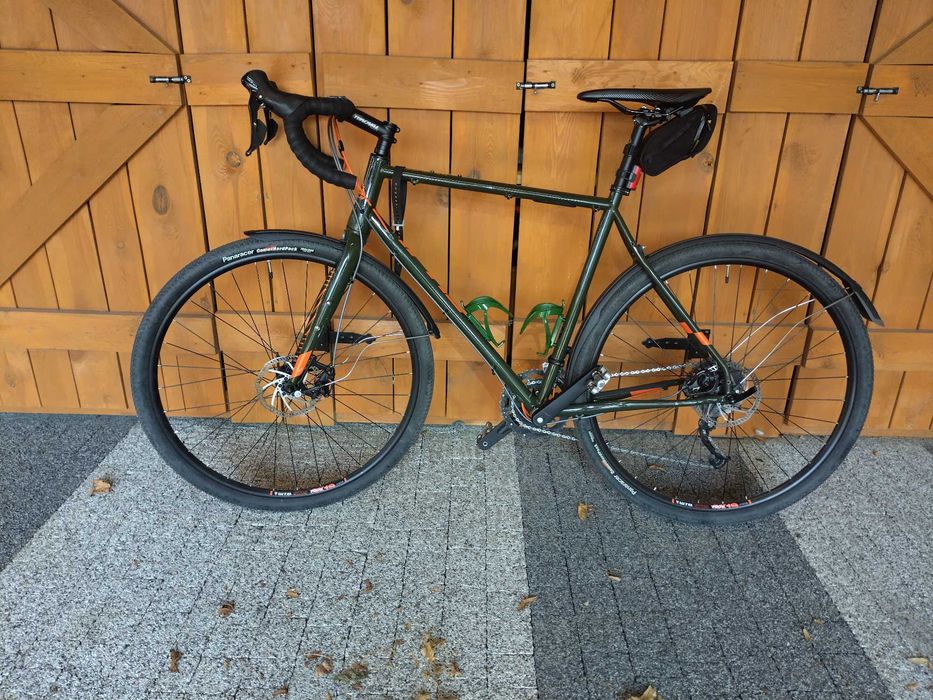 Fuji Jari 2.3 rozmiar L