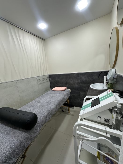 Оренда окремого кабінету з кушеткою