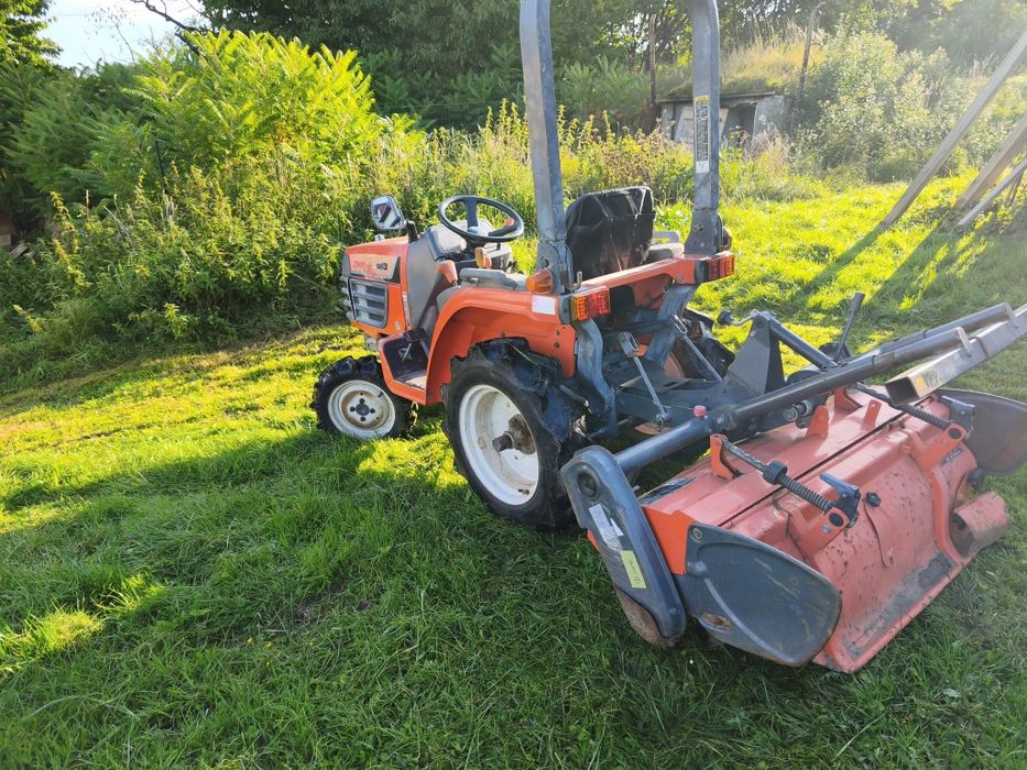 Kubota traktorek głębogryzarka