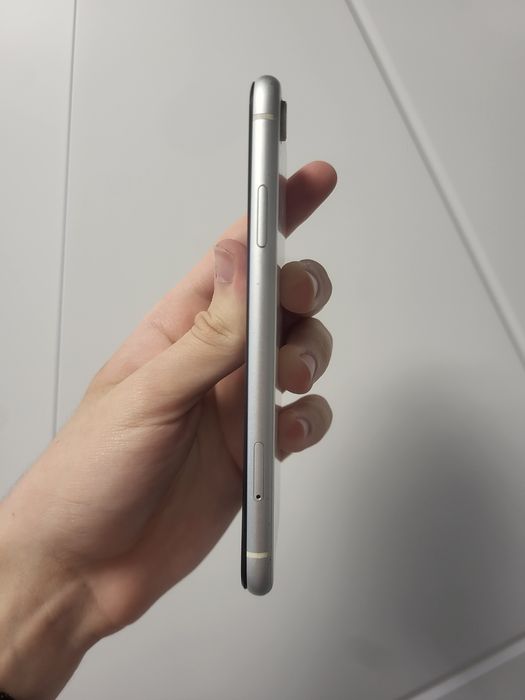 iPhone XR 64 GB Neverlock