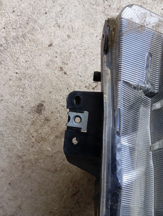 Фара мазда 3 америка сша