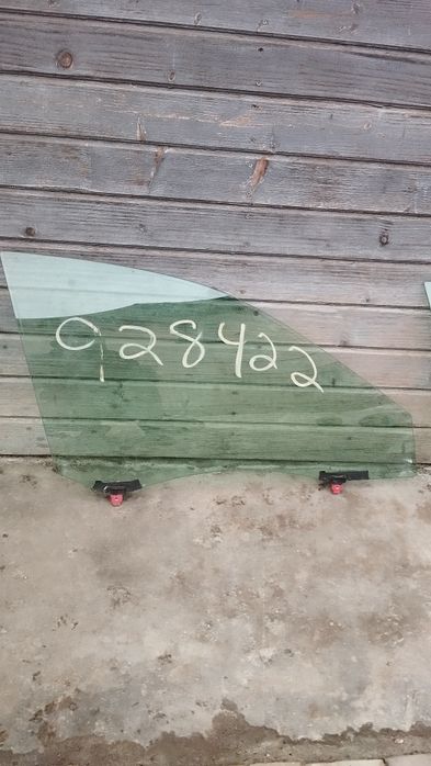 Продам скло Toyota Camri