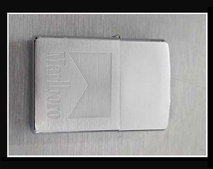 Isqueiro ZIPPO 'Marlboro' (NOVO)