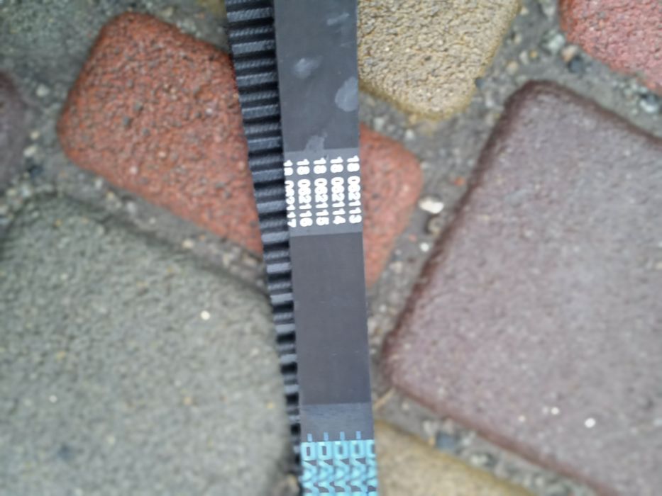 Продам ремень ГРМ на Volvo (davko)