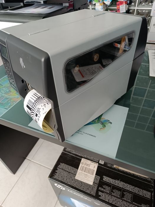 Zebra ZT230 em muito bom estado com garantia de 3 meses