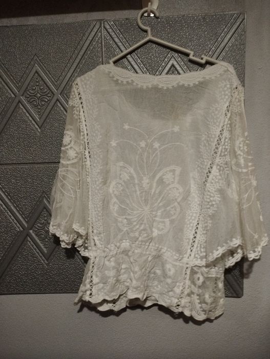 Blusa branca para mulher