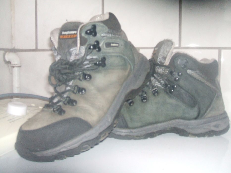 buty męskie skórzane zimowe sportowe 43/44 wkładka 28,5cm