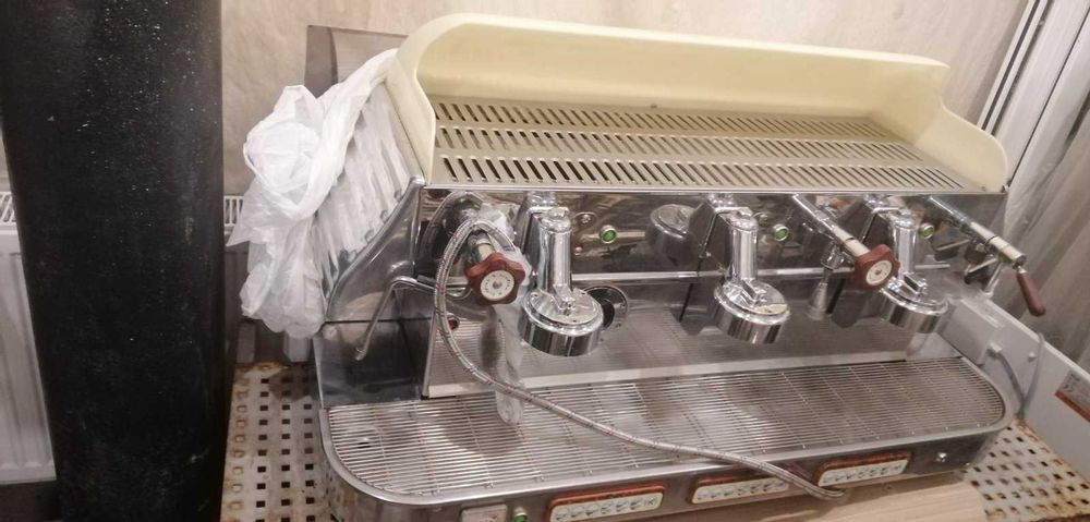 Кофемашина Электра Барлум