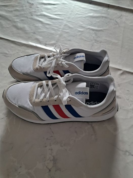Tenis Adidas brancos