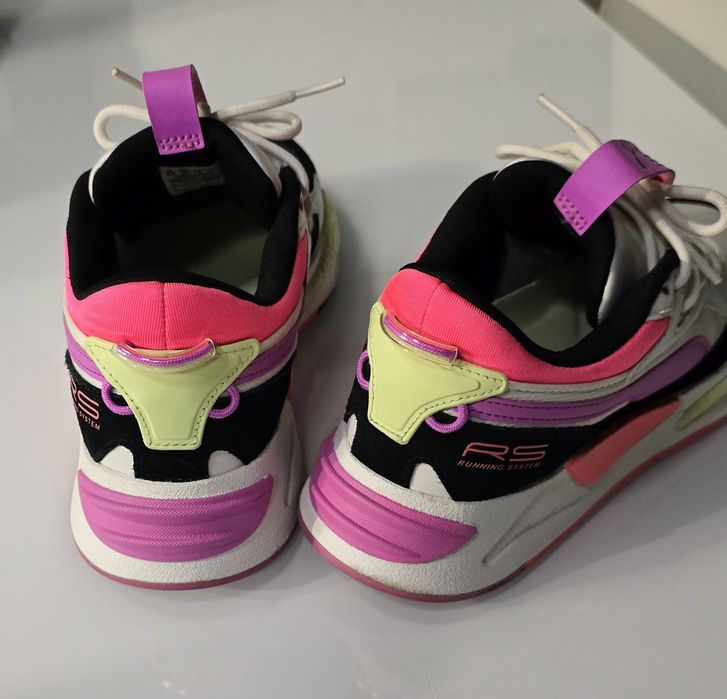 Кросівки Puma. р.40