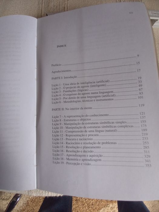 Livros técnicos da Gulbenkian Engenharia a cinco euros cada