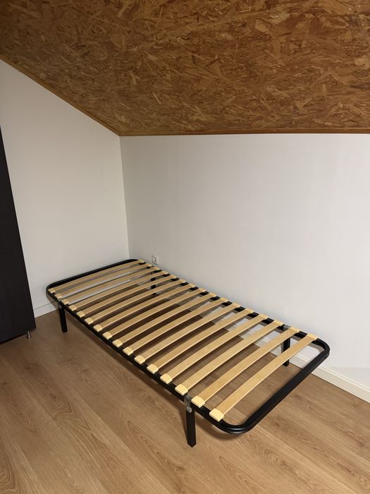 Estrado Solteiro IKEA