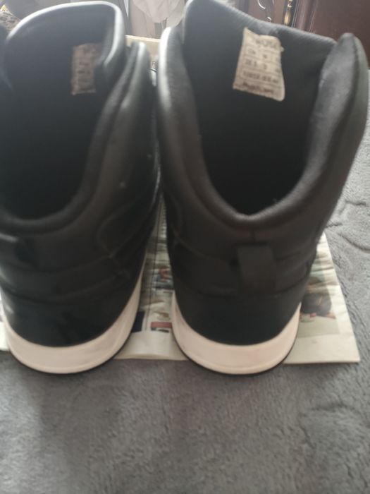 Buty 44 roz. Czarne house