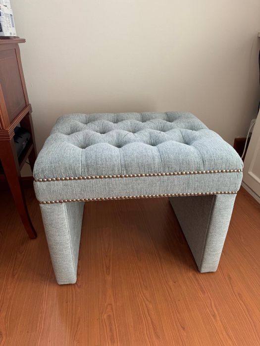 Banqueta estofada