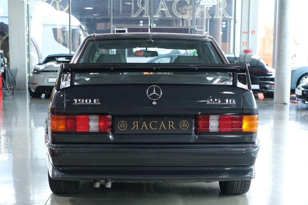 Mercedes-Benz W201 (1982-1993) 190 E 2.5-16 foto 5