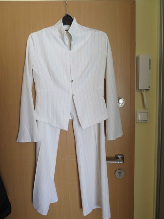 Garnitur damski dwuczęściowy r. 40/L