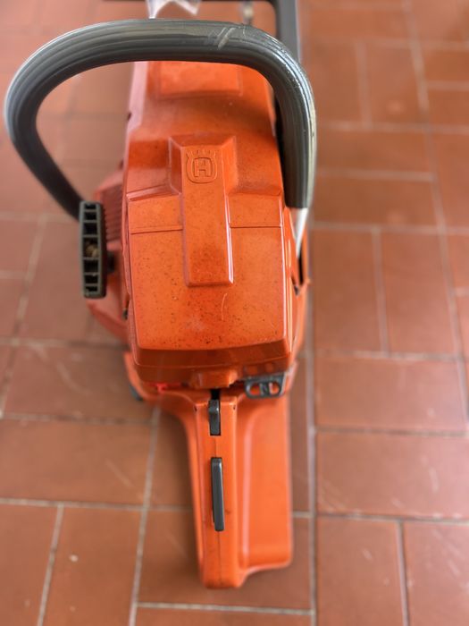 Motosserra profissional Husqvarna 268 (67cc) c/ revisao completa e pecas de origem