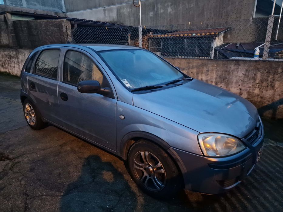 Vendo Opel Corsa C 1.3 CDTI  com 185 000 km