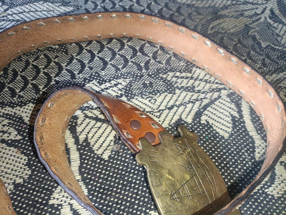 Vintage 80s embossed leather belt