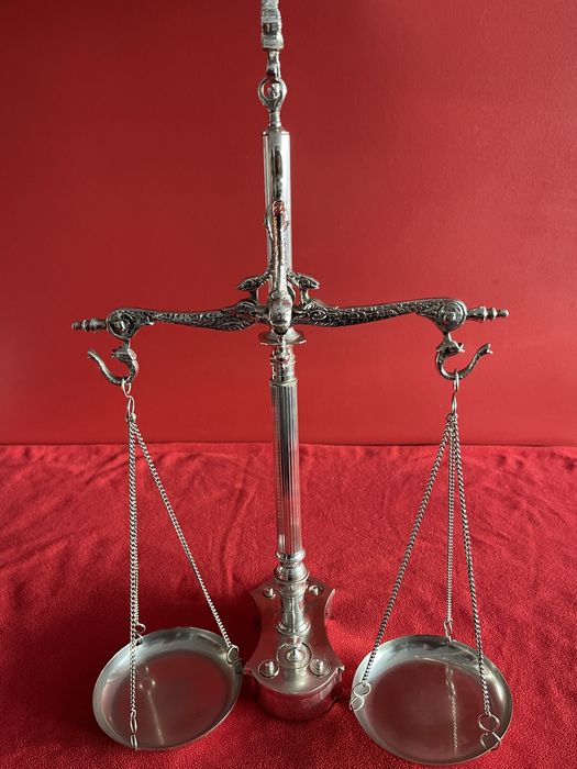 Balança decorativa em casquinha