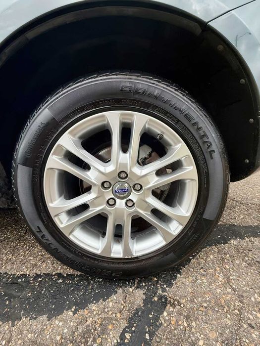 Volvo XC60 T5 Premier      2015