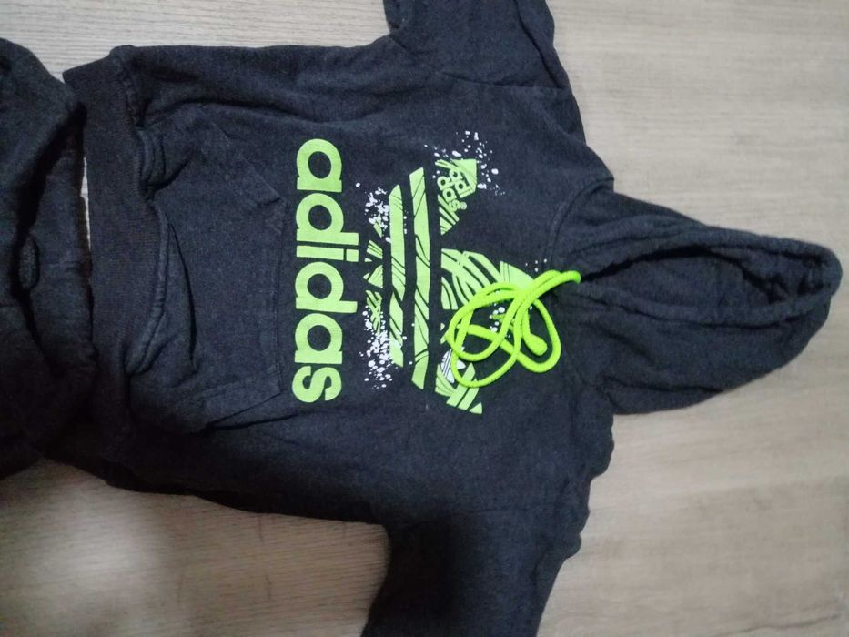 Fato de treino da Adidas, 6 anos