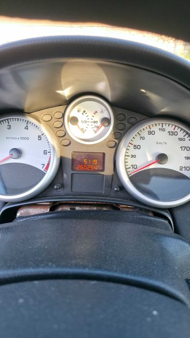 Peugeot 207 1.4 Gasolina | 1 Dono | Câmara Traseira | Económico