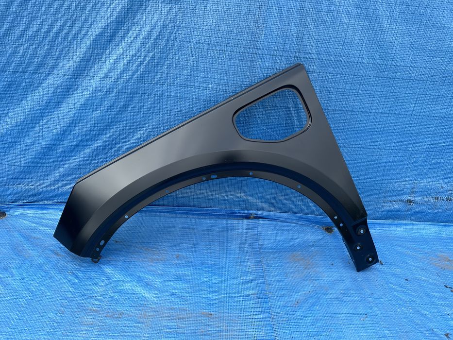 Volvo xc40 hybryda błotnik nowy lewy